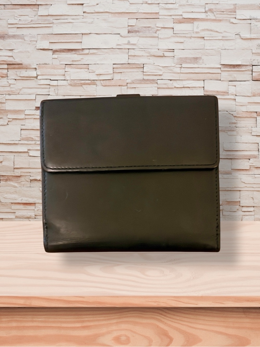Coach Black Leather Unisex Bi-Fold Wallet with Gold Accent - Picture 2 of 3